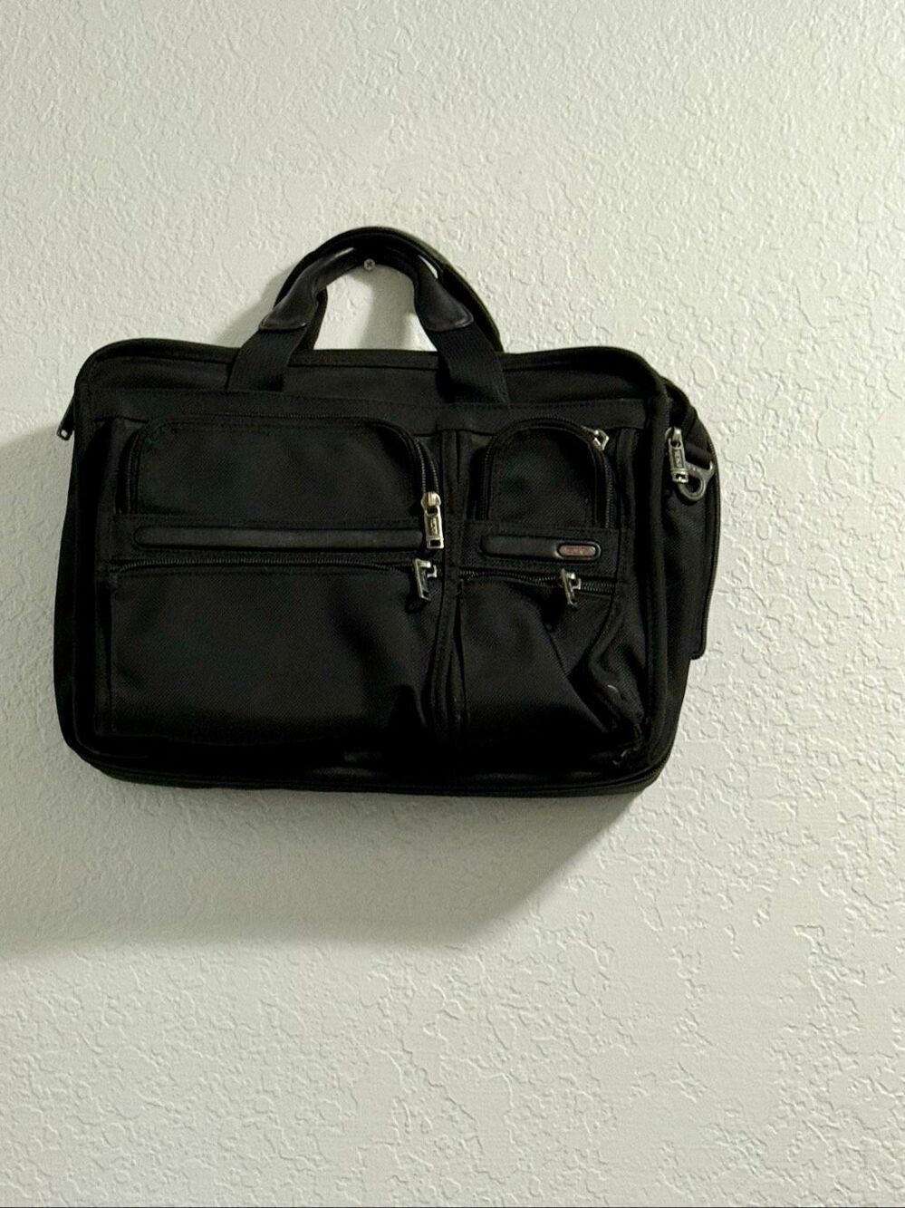 TUMI Ballistic Nylon Expandable Laptop Shoulder Carry On Bag Satchel 18"